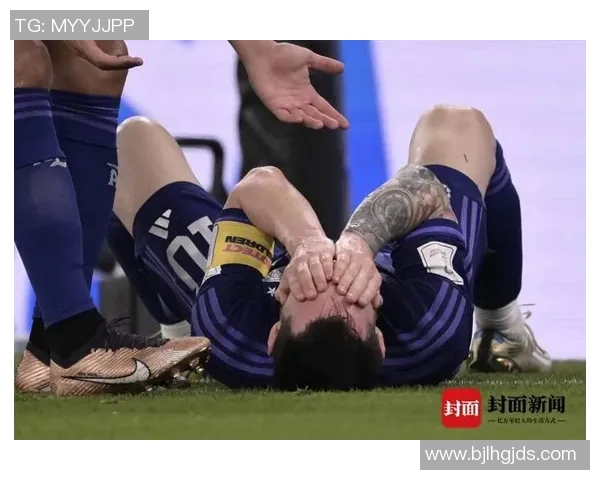 球员交易赛场爆发小插曲，裁判如何处理？