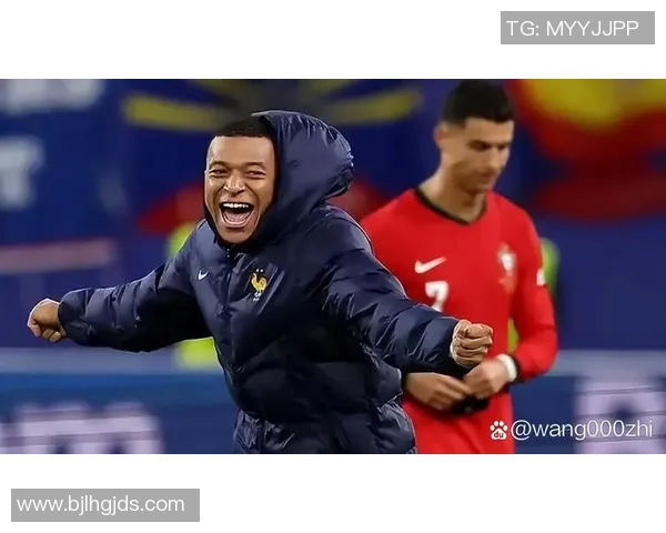 球迷炸锅:姆巴佩这一行为引热议! 球迷炸锅:姆巴佩这一行为引热议!